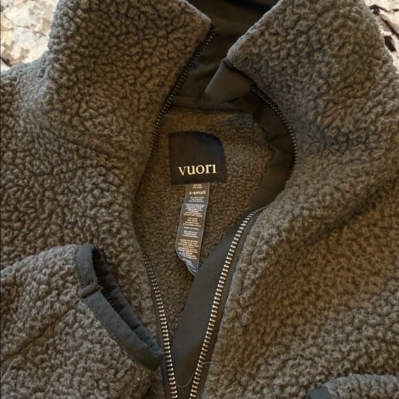 Vuori Green Sherpa Jacket with Zip Pockets - XS - Picture 2 of 5